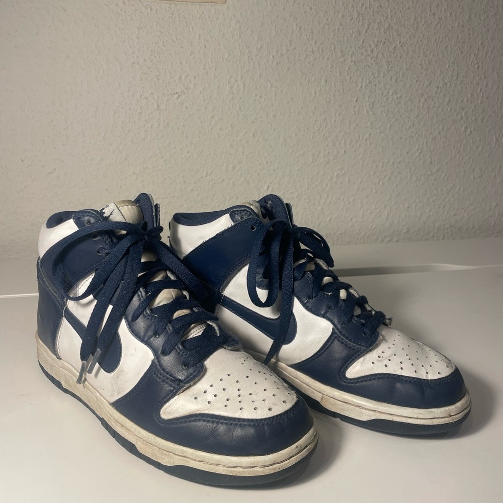 Navy blue dunks size 37.5